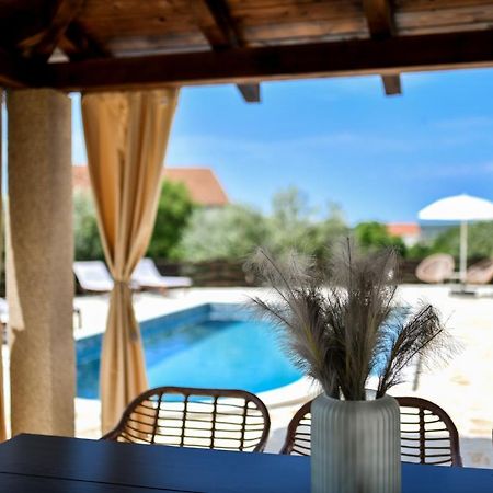 Wonderful Holiday House Bruno With Heated Pool Zadar Luaran gambar