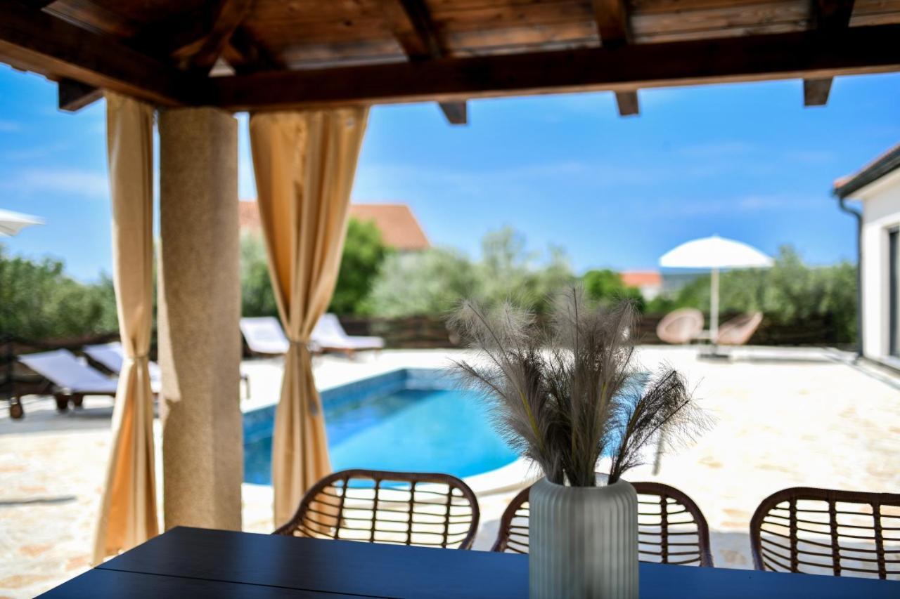 Wonderful Holiday House Bruno With Heated Pool Zadar Luaran gambar